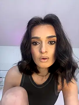 Maya4StripMind online show from 12/18/25, 09:40