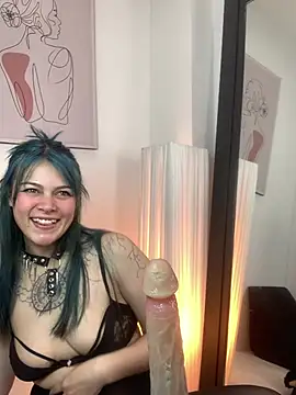 Adelaindiamond  online show from 07/04/26, 12:43