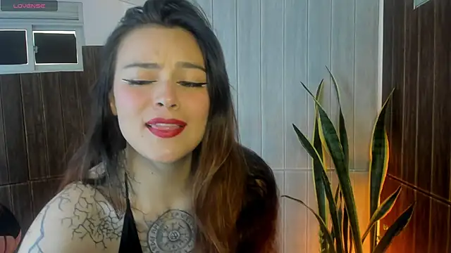 Adelaindiamond  online show from 03/03/26, 12:12