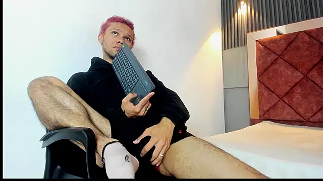 TAYSON SCOTT online show from 12/22/25, 12:16