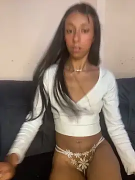 Snapshot of FOXXX_BABY chatting on 03/01/26, 09:15 FOXXX BABY online show from 03/01/26, 09:15