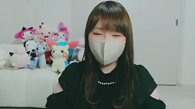 yuyuchan   online show from 04/15/26, 10:43