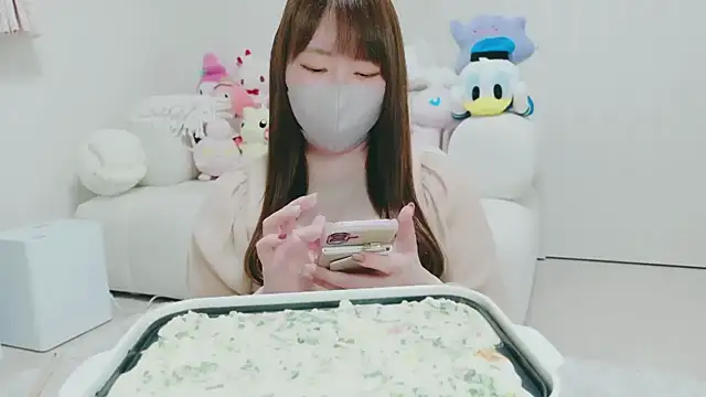 yuyuchan   online show from 03/11/26, 11:15