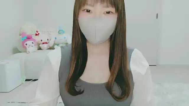 yuyuchan   online show from 02/13/26, 11:32