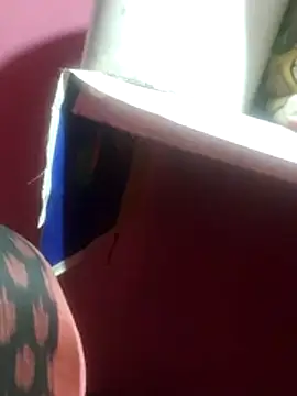 Snapshot of Soniya5533 chatting on 12/15/25, 06:03 Soniya5533 online show from 12/15/25, 06:03