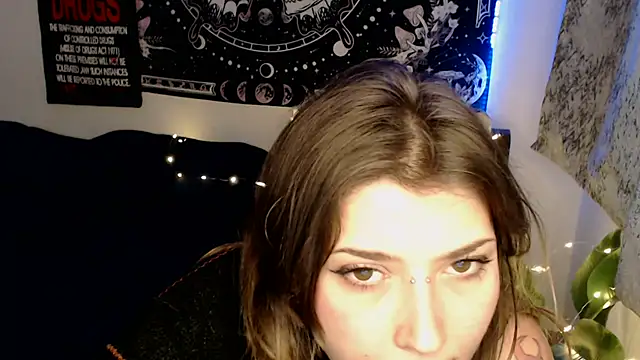 AlienforTwenty online show from 02/20/26, 01:46