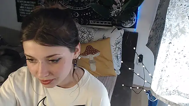 AlienforTwenty online show from 03/13/26, 12:32