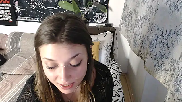 AlienforTwenty online show from 03/27/26, 03:46