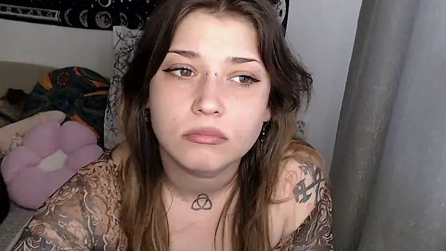 AlienforTwenty online show from 04/28/26, 11:03