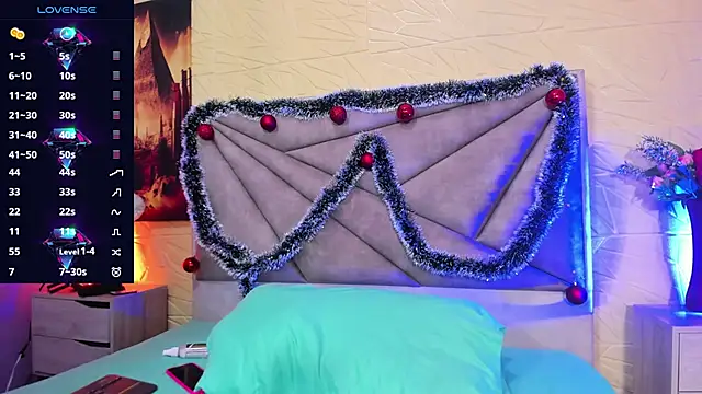 Snapshot of aurora_saenzz chatting on 12/18/25, 08:34 aurora saenzz online show from 12/18/25, 08:34