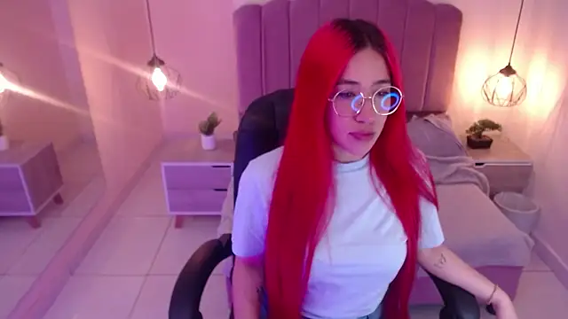 Snapshot of Celestee15_ chatting on 12/16/25, 11:47 Celestee15 online show from 12/16/25, 11:47