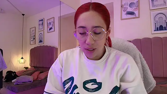 Celestee15  online show from 02/10/26, 11:20