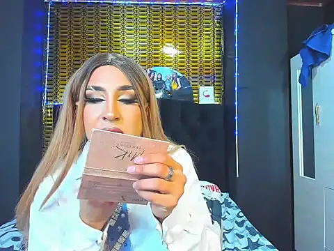 georgiina giio online show from 04/18/26, 07:07