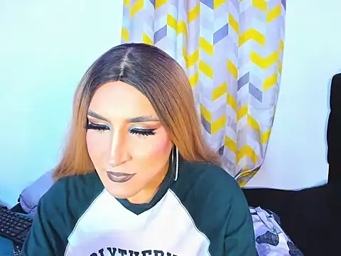 georgiina giio online show from 03/10/26, 07:01