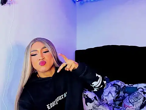 georgiina giio online show from 12/16/25, 10:30