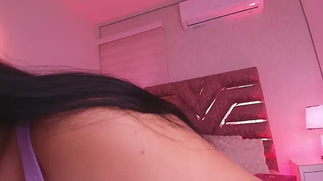 sofia go  online show from 04/30/26, 12:01