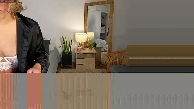 Grecia Miller  online show from 03/02/26, 12:12