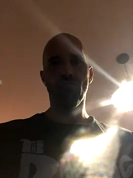 Snapshot of Nenelarge69 chatting on 12/14/25, 12:06 Nenelarge69 online show from 12/14/25, 12:06