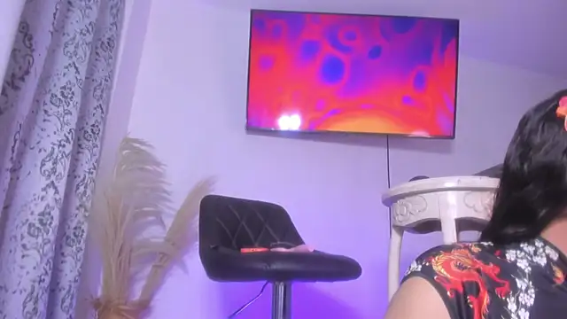 Camila saaenz online show from 06/17/26, 02:00
