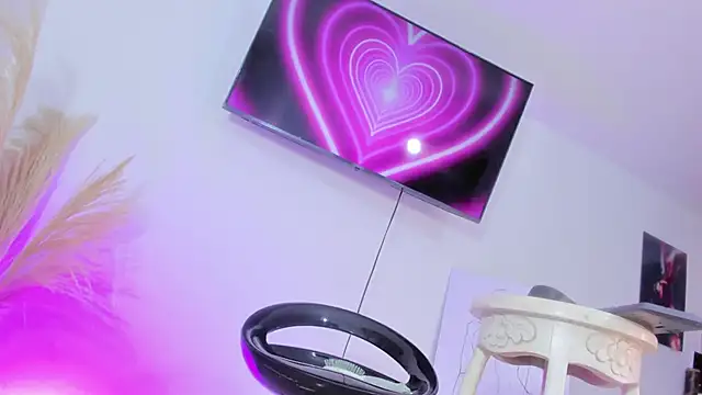 Camila saaenz online show from 04/01/26, 12:35