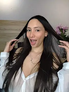 evangelineroos online show from 04/12/26, 02:31