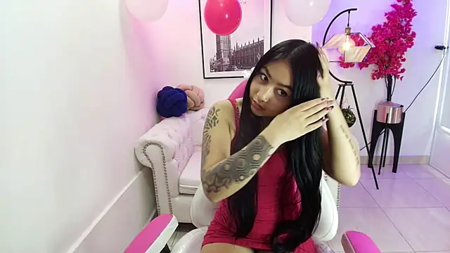 Carolina cherry online show from 02/16/26, 12:15