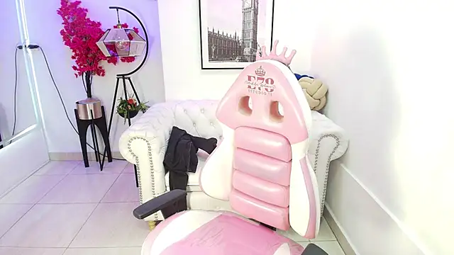 Carolina cherry online show from 02/22/26, 11:12