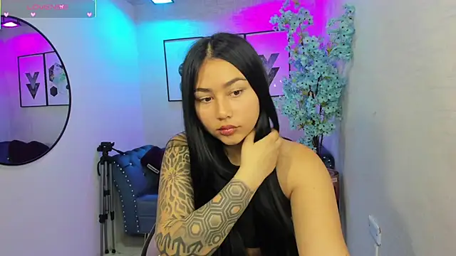Snapshot of Carolina_cherry chatting on 06/06/26, 12:54 Carolina cherry online show from 06/06/26, 12:54