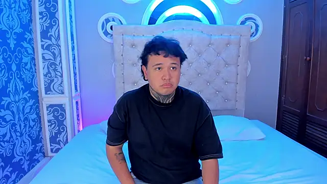 Snapshot of Beele_and_Evie chatting on 02/27/26, 07:57 Beele and Evie online show from 02/27/26, 07:57