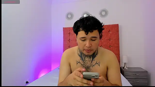 Snapshot of Beele_and_Evie chatting on 02/22/26, 03:20 Beele and Evie online show from 02/22/26, 03:20