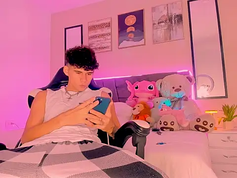 back thomson online show from 03/04/26, 01:13