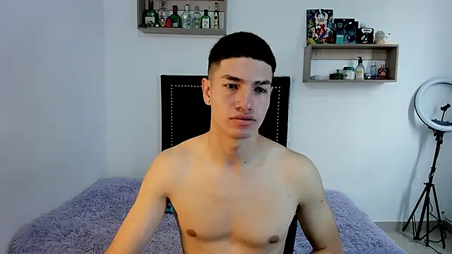 Snapshot of Nico_Nocturne chatting on 12/17/25, 08:47 Nico Nocturne online show from 12/17/25, 08:47