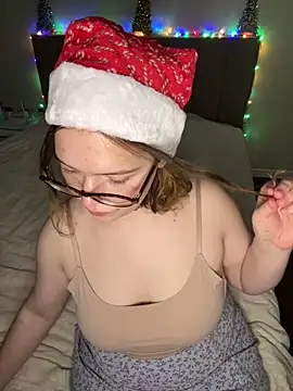 Snapshot of MelisaDreams chatting on 12/16/25, 02:10 MelisaDreams online show from 12/16/25, 02:10