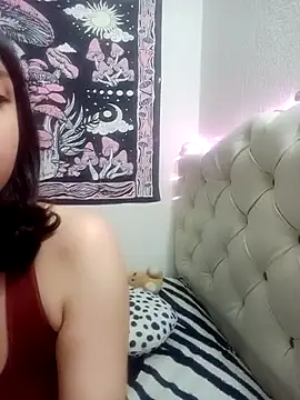 Lia whitexxx online show from 04/19/26, 01:28