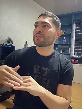 Snapshot of Steve-Carter chatting on 12/19/25, 11:45 Steve-Carter online show from 12/19/25, 11:45