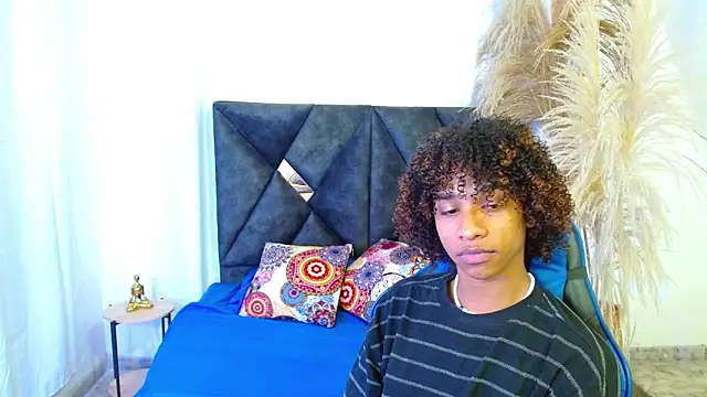 angelll18  online show from 03/23/26, 08:30