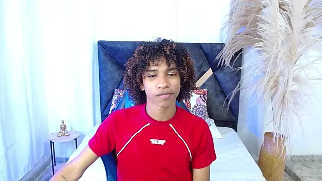 angelll18  online show from 01/16/26, 08:24