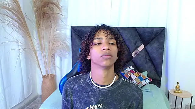 angelll18  online show from 01/06/26, 08:35