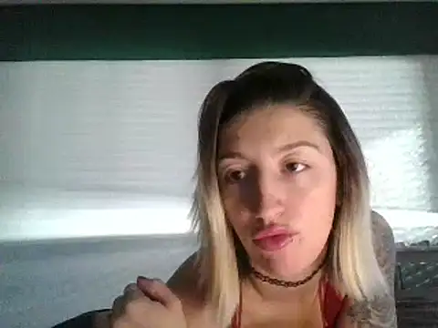 Snapshot of lolalatinaa chatting on 05/24/26, 01:55 lolalatinaa online show from 05/24/26, 01:55