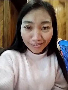 Snapshot of PhayPhayk2 chatting on 12/17/25, 02:38 PhayPhayk2 online show from 12/17/25, 02:38