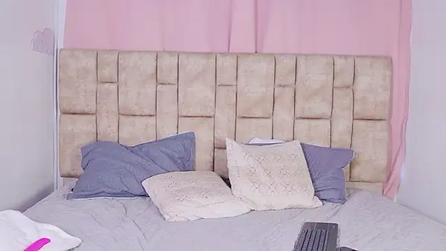 NanyMatrioska online show from 03/12/26, 08:24