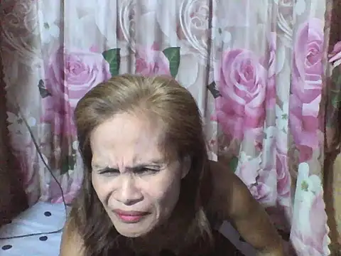 Petite elise online show from 04/08/26, 08:32