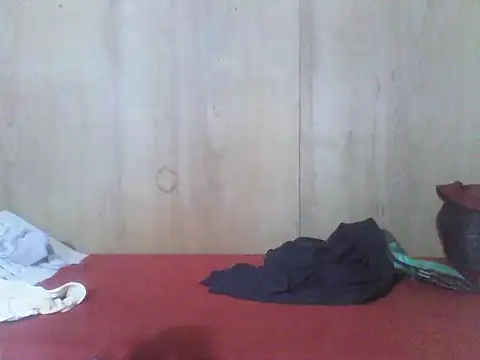 Petite elise online show from 04/18/26, 05:26