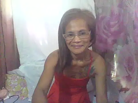 Petite elise online show from 04/15/26, 06:08