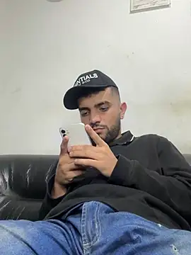 jamess 0 online show from 02/14/26, 05:40