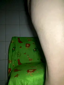 LoverNIXI online show from 12/17/25, 12:48