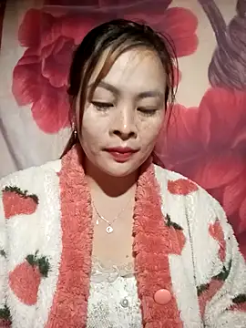 Snapshot of Mayly-s chatting on 12/18/25, 12:31 Mayly-s online show from 12/18/25, 12:31