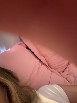 privsloirinha online show from 03/16/26, 05:48