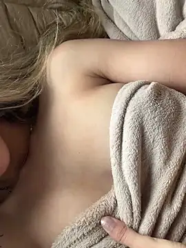 privsloirinha online show from 02/07/26, 05:32