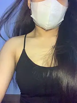 NinaBaby22 online show from 05/25/26, 05:40